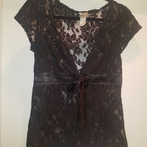 Juniors Size Large Top